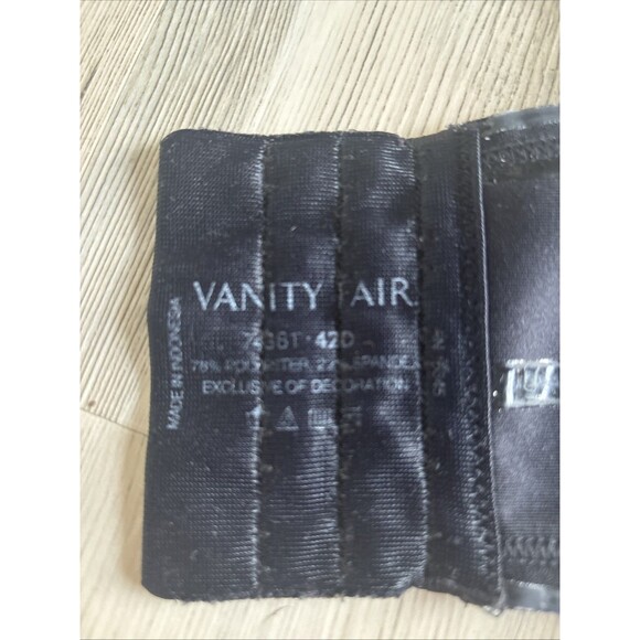 Vanity Fair Full Coverage Black Strapless Bra With Wire Removable Straps  42D - Picture 4 of 10